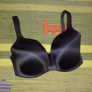 Soma black bra Enhancing Shape Wireless 36DD